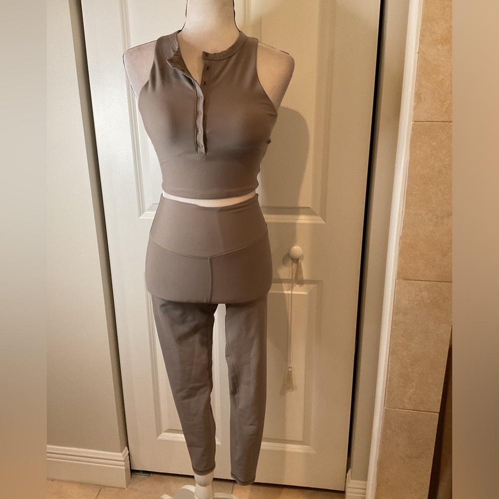 YPB sculptLUX Plunge Henley Slim Tank Top & Legging